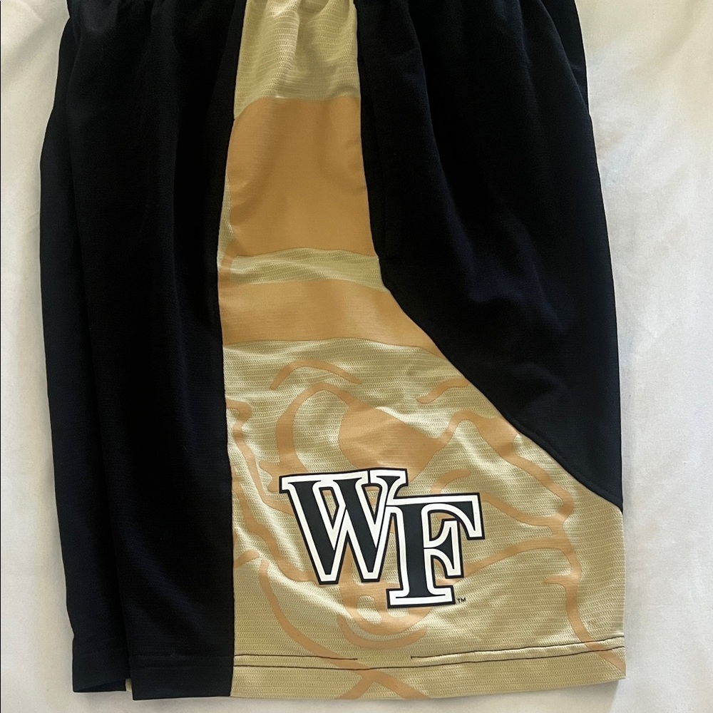 Nike Men’s Medium Wake Forest Black & Tan Athletic Shorts